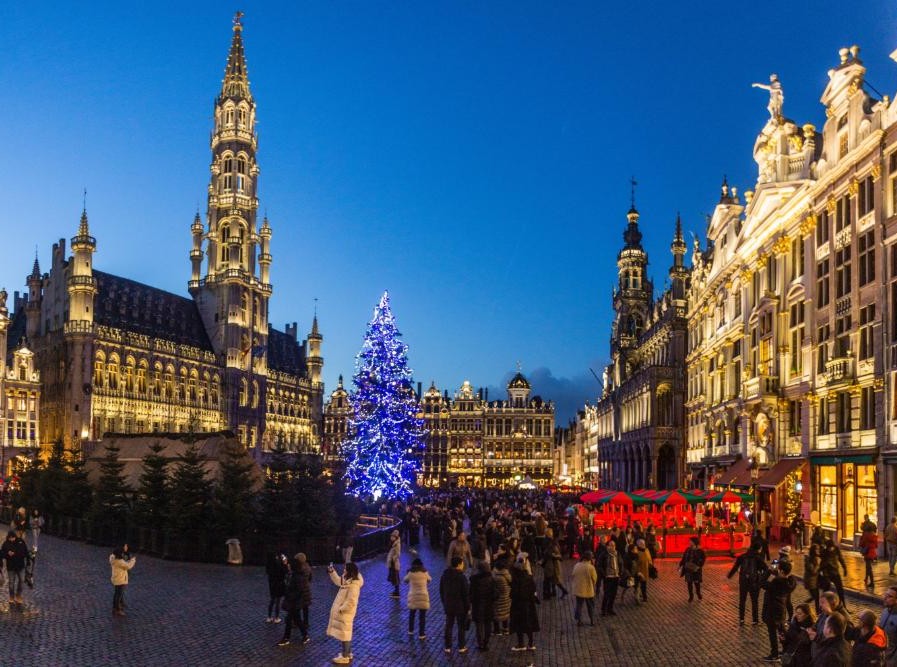 London and Brussels Christmas Markets Explorer