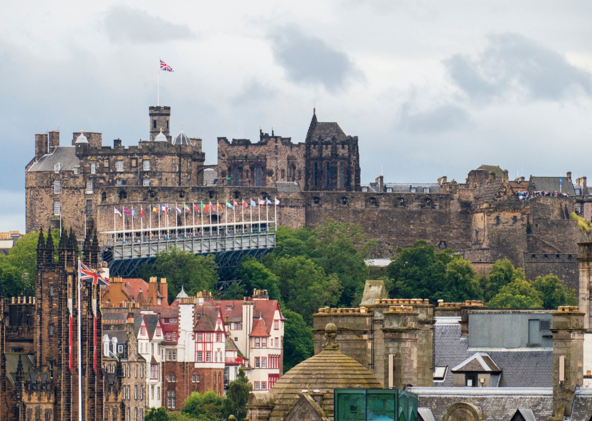 Circle Scotland Journey by Rail Edinburgh to Glasgow with Skye