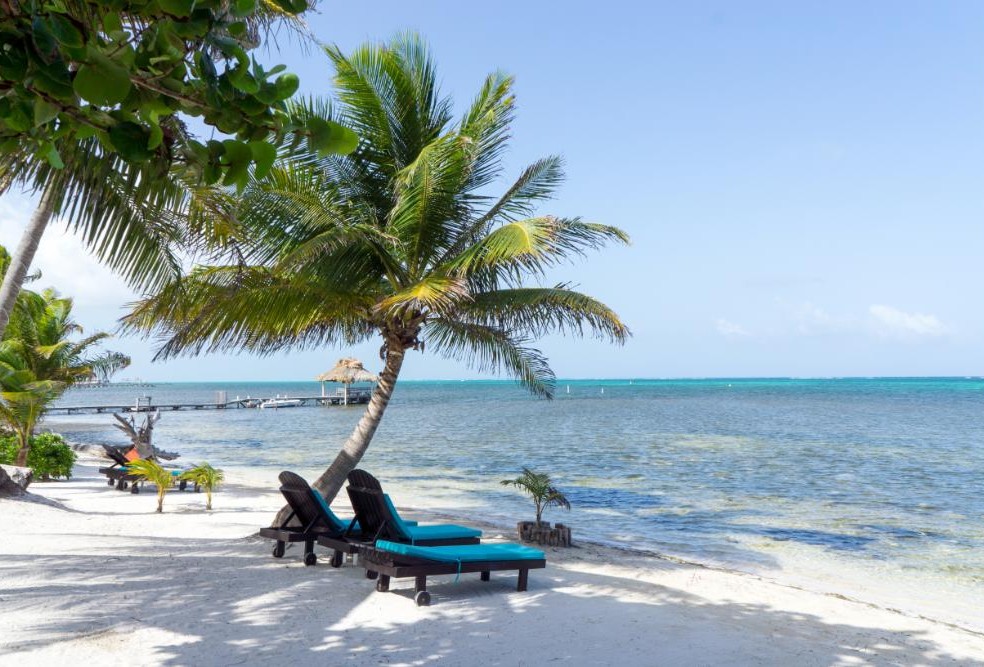 Barefoot in Belize: A Luxury Island Escapade