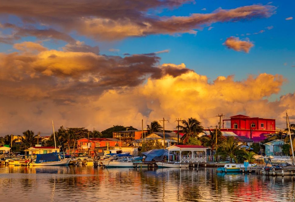 Barefoot in Belize: A Luxury Island Escapade